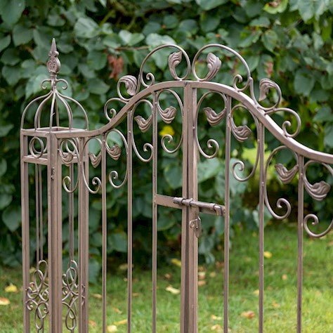 Ornamental Gates - Rusty - Frankton's