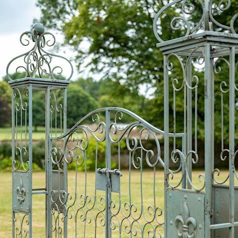 Vintage Gates - Antique - Frankton's